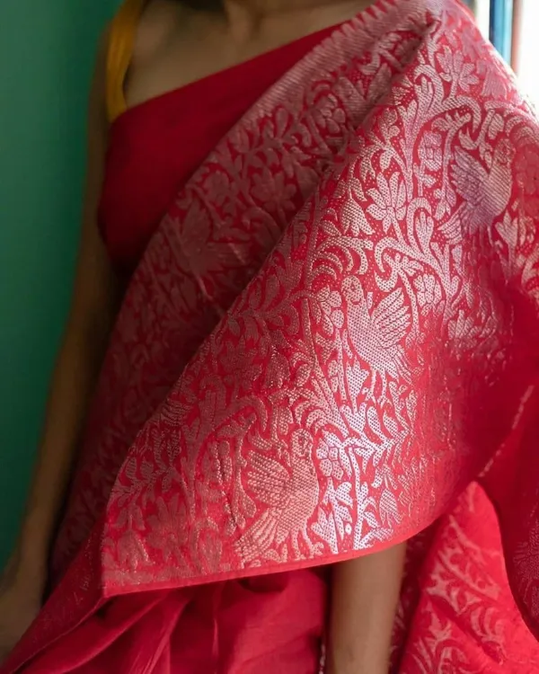 Blue_Embellished_Banarasi_Jacquard_Saree_(Blue)